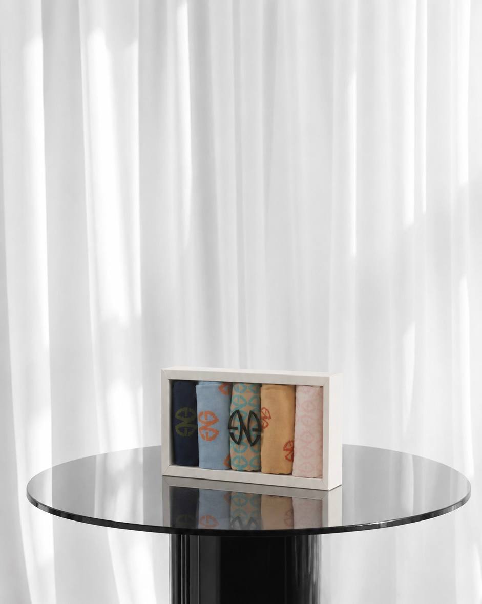 A Thoughtful Premium Gift for Her